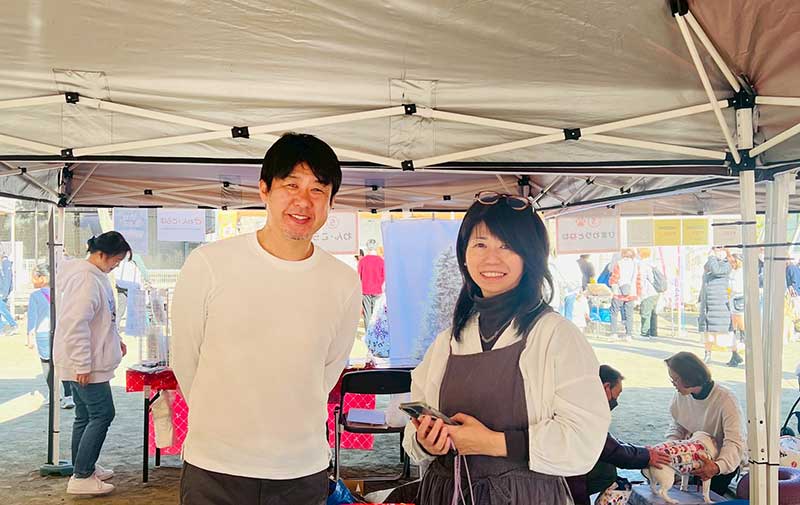 犬が私を変え、 人が私を鍛え、 店が私を育てた。
